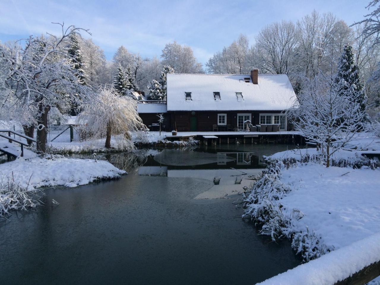 Ferienwohnungen Direkt Am Wasser Burg  Esterno foto